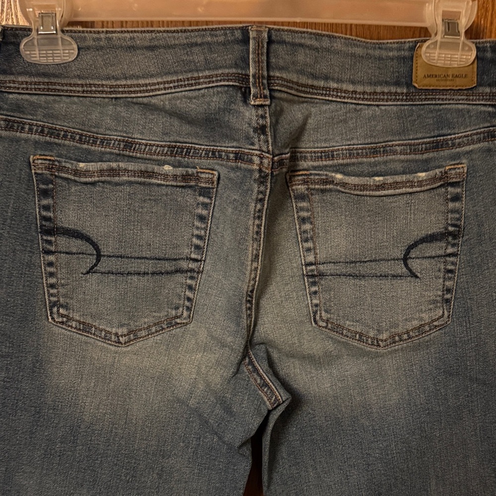 American Eagle Outfitters Women's Light Blue Jeans